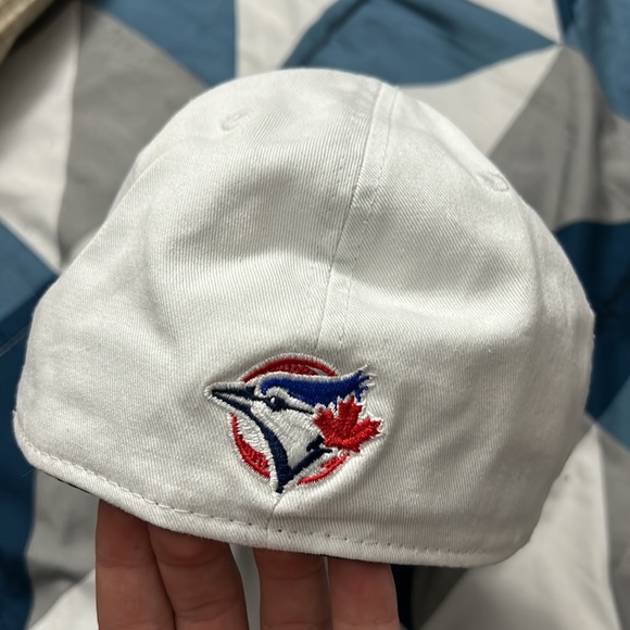 COPY - White Toronto Blue Jays New Era Cap - Picture 3 of 5